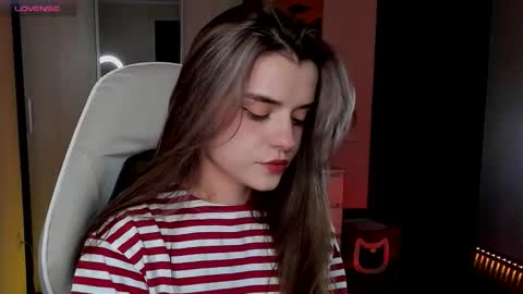 Anikka online show from September 25, 8:12 pm