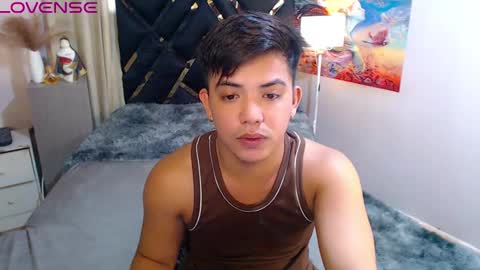 yourasian_bradley online show from October 6, 5:27 am