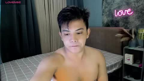 yourasian_bradley online show from February 8, 2:26 am