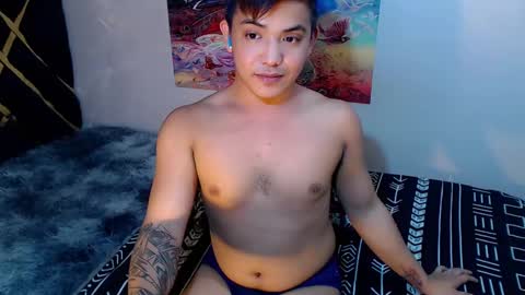 yourasian_bradley online show from February 12, 6:52 am