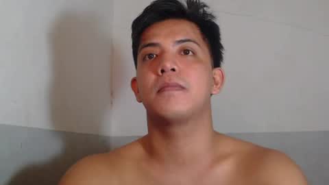 yourasian_bradley online show from June 27, 7:19 pm