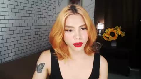 Snapshot of yourasianbigcock chatting on September 25, 11:14 am LEXI online show from September 25, 11:14 am