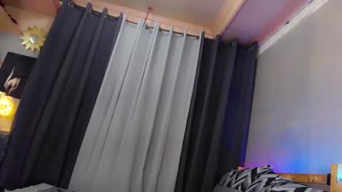 kim online show from January 14, 8:04 pm