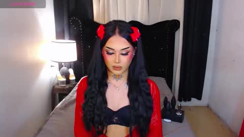 kim online show from February 28, 6:09 pm