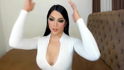 Goddess online show from January 14, 9:26 am