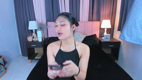 yourasianmaxineontop online show from March 9, 8:51 am