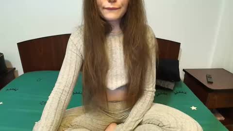 Snapshot of yourbaby85 chatting on February 23, 7:28 pm Jo online show from February 23, 7:28 pm