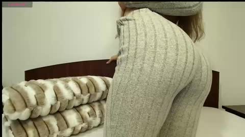 Jo online show from January 15, 6:55 pm