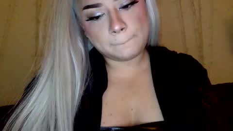 Snapshot of yourbabya chatting on December 28, 10:58 am Alexandria online show from December 28, 10:58 am