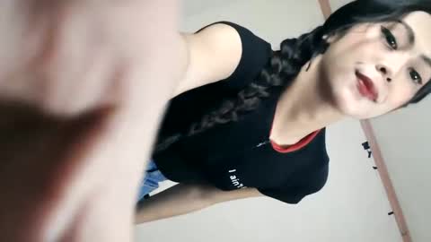 Snapshot of yourbabyriana chatting on January 19, 2:15 am Angel online show from January 19, 2:15 am