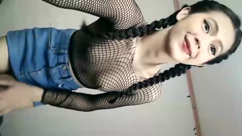 Snapshot of yourbabyriana chatting on February 24, 12:41 am Angel online show from February 24, 12:41 am