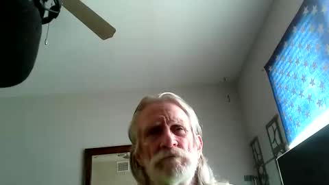 Snapshot of yourbeast247 chatting on May 18, 1:50 pm yourbeast247 online show from May 18, 1:50 pm