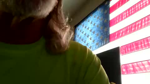 Snapshot of yourbeast247 chatting on May 24, 12:32 pm yourbeast247 online show from May 24, 12:32 pm