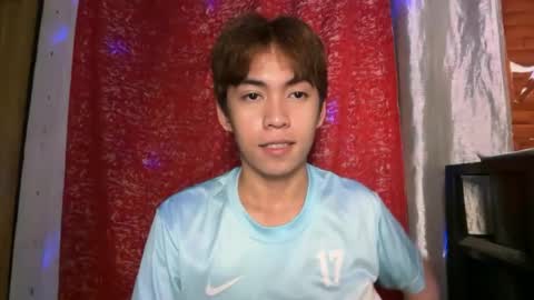 Snapshot of yourcummer_april chatting on July 21, 6:32 pm April online show from July 21, 6:32 pm