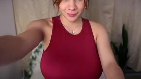 yourcutemolly__ online show from May 22, 4:08 am