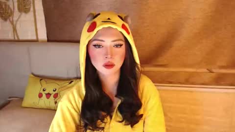 JEN  online show from April 27, 12:36 pm