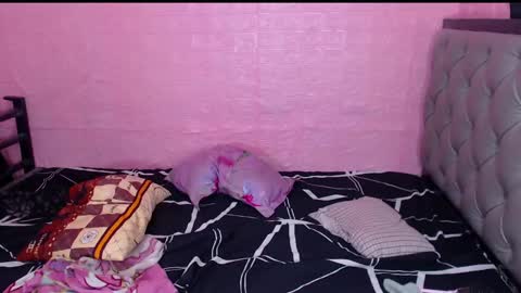 Snapshot of yourdreamisabell chatting on February 9, 12:19 pm yourdreamisabell online show from February 9, 12:19 pm