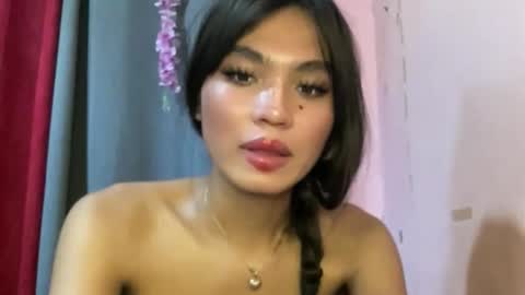 Snapshot of yourehot_sedny chatting on April 9, 8:09 am yourehot_sedny online show from April 9, 8:09 am