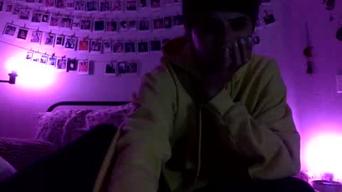 Snapshot of yourewelcome_ chatting on September 29, 3:22 am yourewelcome_ online show from September 29, 3:22 am