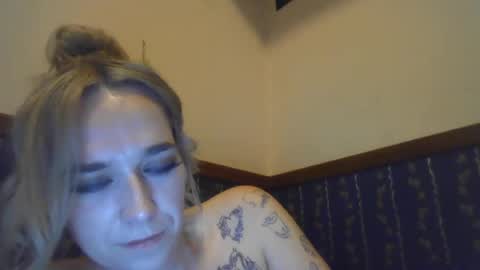 Snapshot of yourfavgirl77 chatting on July 26, 8:54 am Her online show from July 26, 8:54 am