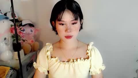 PrettyElla online show from October 5, 2:32 am