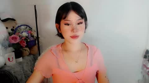 PrettyElla online show from November 2, 12:02 am