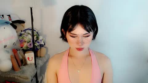 PrettyElla online show from November 12, 3:51 am