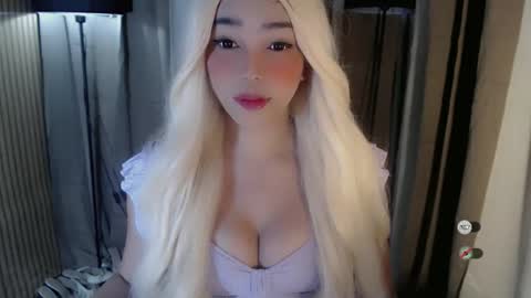 maureen love you online show from November 7, 9:26 pm