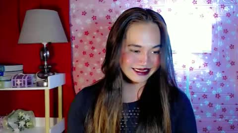 Snapshot of yourfavoratequinn chatting on September 21, 10:39 am Quinn online show from September 21, 10:39 am