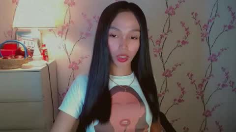 Snapshot of yourfavoratericcie chatting on September 18, 2:35 am RICCIE MAE online show from September 18, 2:35 am