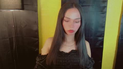 Snapshot of yourfavoratericcie chatting on September 20, 2:23 am RICCIE MAE online show from September 20, 2:23 am