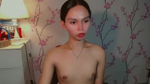 Snapshot of yourfavoratericcie chatting on September 27, 4:06 am RICCIE MAE online show from September 27, 4:06 am