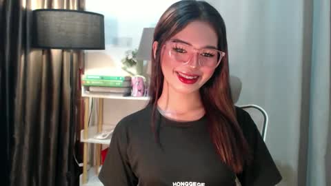 Snapshot of yourfavoratesunshine chatting on September 17, 10:06 am Sunshine online show from September 17, 10:06 am