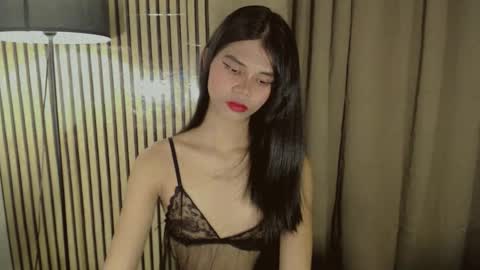 Vivian online show from November 29, 9:18 pm