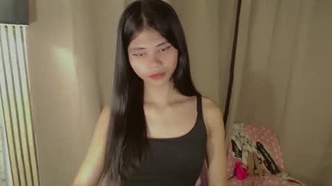 Vivian online show from April 14, 10:38 pm