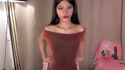 Vivian online show from April 20, 10:33 pm