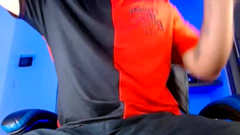 yourfavorite_bigclit online show from June 9, 9:26 pm