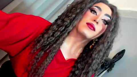  not into STINGY and CHEAP people online show from December 2, 10:38 pm