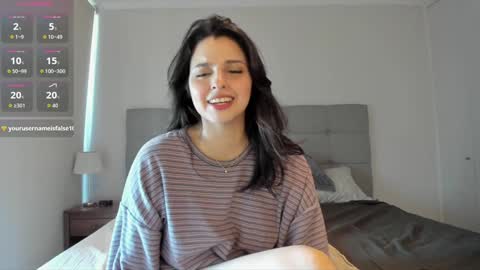 Helena online show from December 3, 6:39 pm