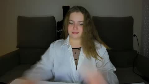 yourgem__ online show from December 12, 9:37 pm