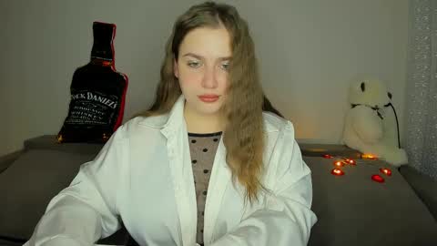 yourgem__ online show from February 18, 4:59 pm