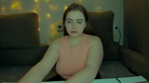 Snapshot of yourgem__ chatting on March 20, 2:33 pm yourgem__ online show from March 20, 2:33 pm