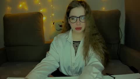 Snapshot of yourgem__ chatting on March 23, 2:15 am yourgem__ online show from March 23, 2:15 am