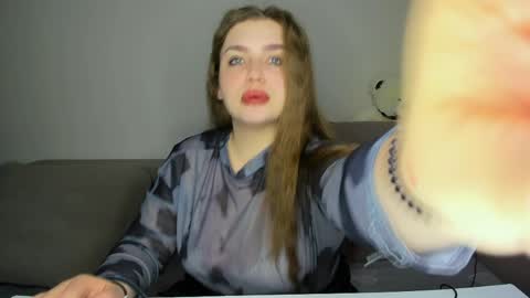 Snapshot of yourgem__ chatting on April 3, 2:53 am yourgem__ online show from April 3, 2:53 am
