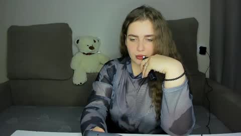Snapshot of yourgem__ chatting on April 5, 2:58 pm yourgem__ online show from April 5, 2:58 pm