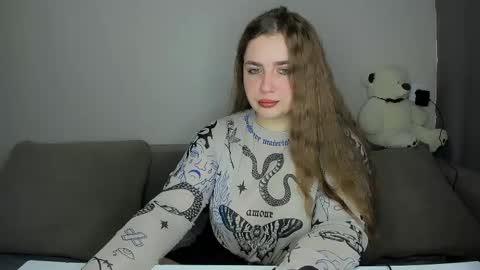 Snapshot of yourgem__ chatting on April 6, 3:04 am yourgem__ online show from April 6, 3:04 am
