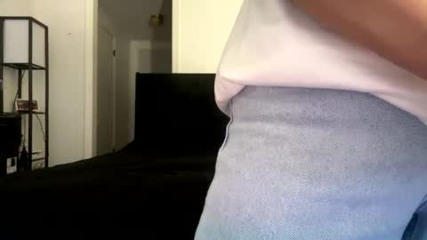 yourguuy21 online show from December 1, 2:05 am