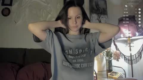 Aida online show from March 12, 5:19 pm