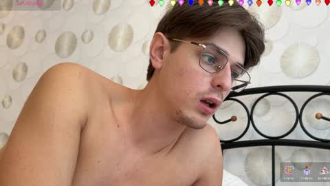 Chris online show from December 27, 9:28 am