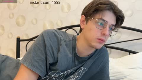 Chris online show from January 25, 6:23 am